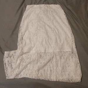 Lace skirt